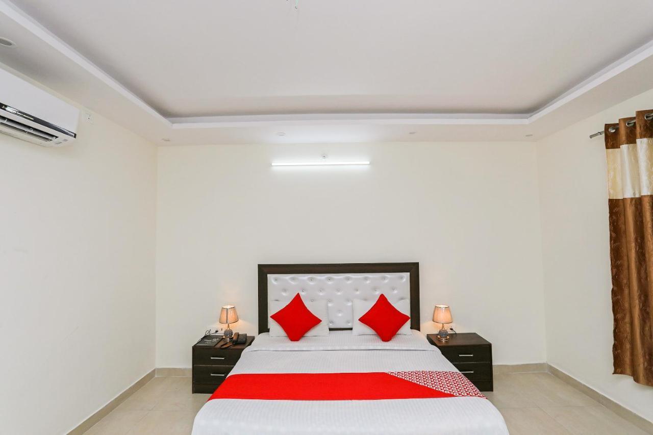 Oyo 35511 Hotel Park View Rohtak 外观 照片