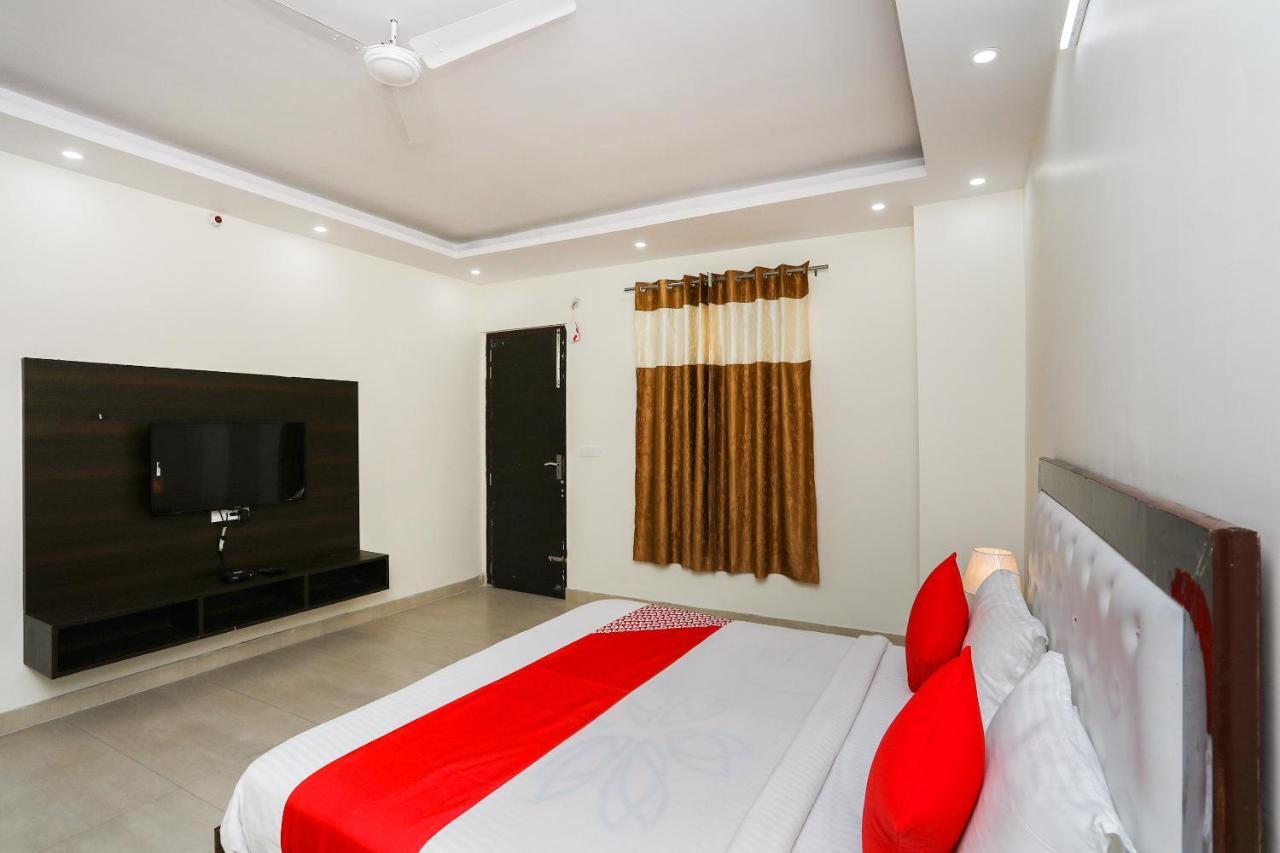 Oyo 35511 Hotel Park View Rohtak 外观 照片